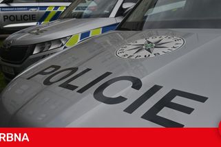 Peníze mu zachránila policie. Muž je znovu poslal podvodníkům a přišel o půl milionu